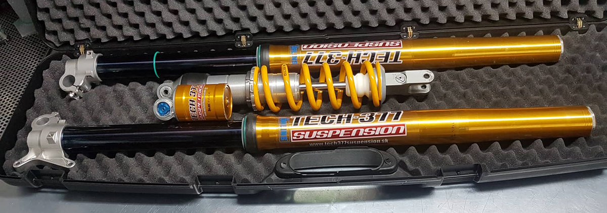 Použité tlmiče Öhlins od TECH 377 Suspension